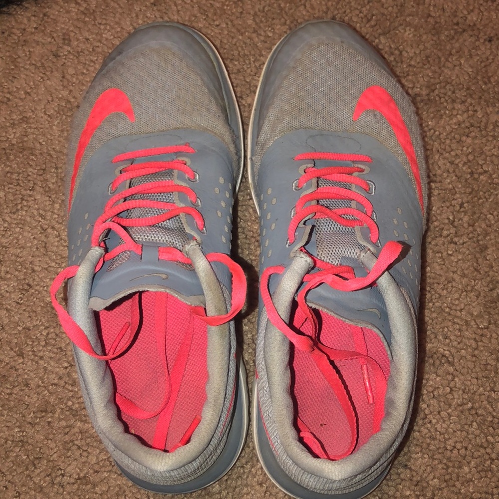 nike - Picture 2 of 2